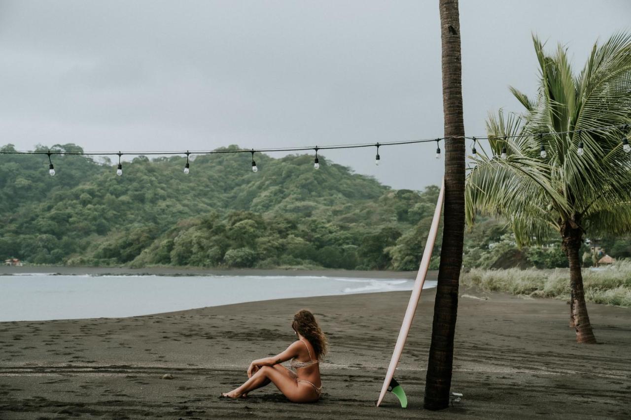 Sansara Surf Yoga & Resort Камбуталь Экстерьер фото